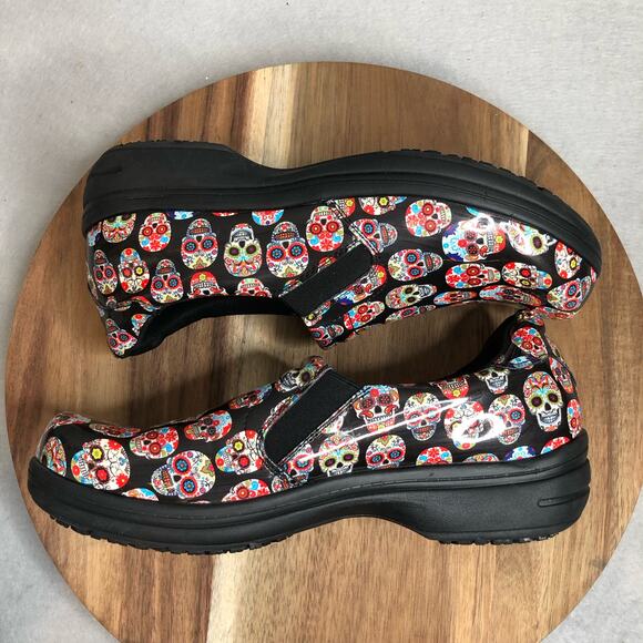 Easy Works by Easy Street Women's Size 9.5 M Skull Leather Patent Black 20-0201 - Picture 7 of 9